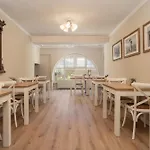 Delceg Rece Minihotel Balatonkenese