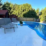 Delceg Rece Minihotel Bed and Breakfast 4*