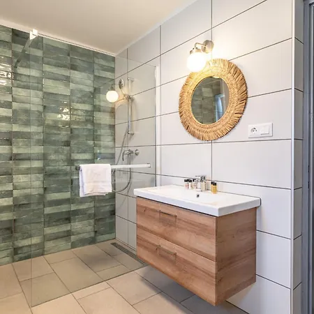 Délceg Réce Minihotel Panzió 4*