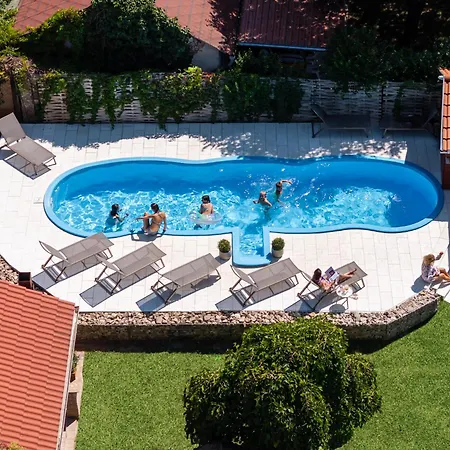Délceg Réce Minihotel