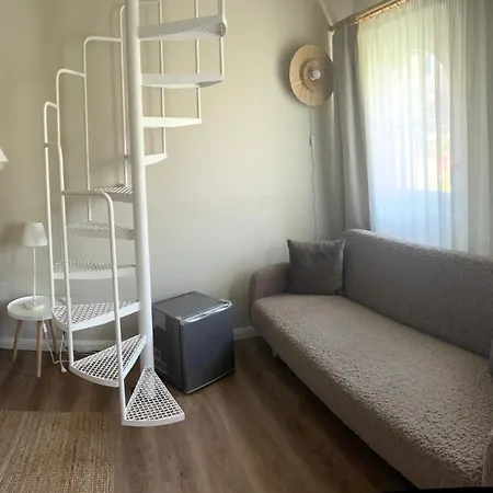 Delceg Rece Minihotel B&B
