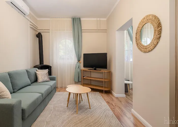 Délceg Réce Minihotel Frühstückspension Balatonkenese