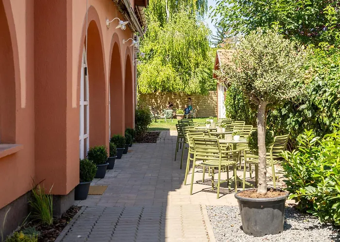 Délceg Réce Minihotel Balatonkenese